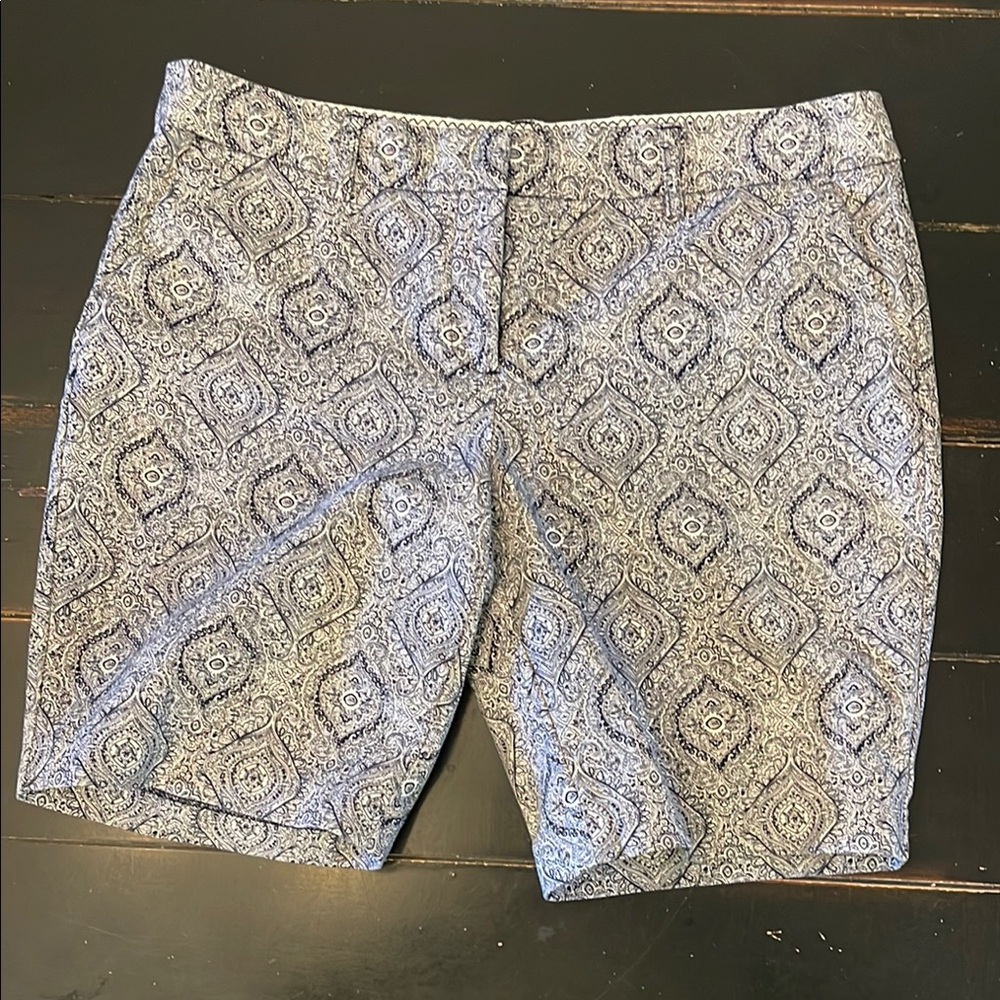 Kenar Blue and White Bermuda Shorts with Geometric Pattern